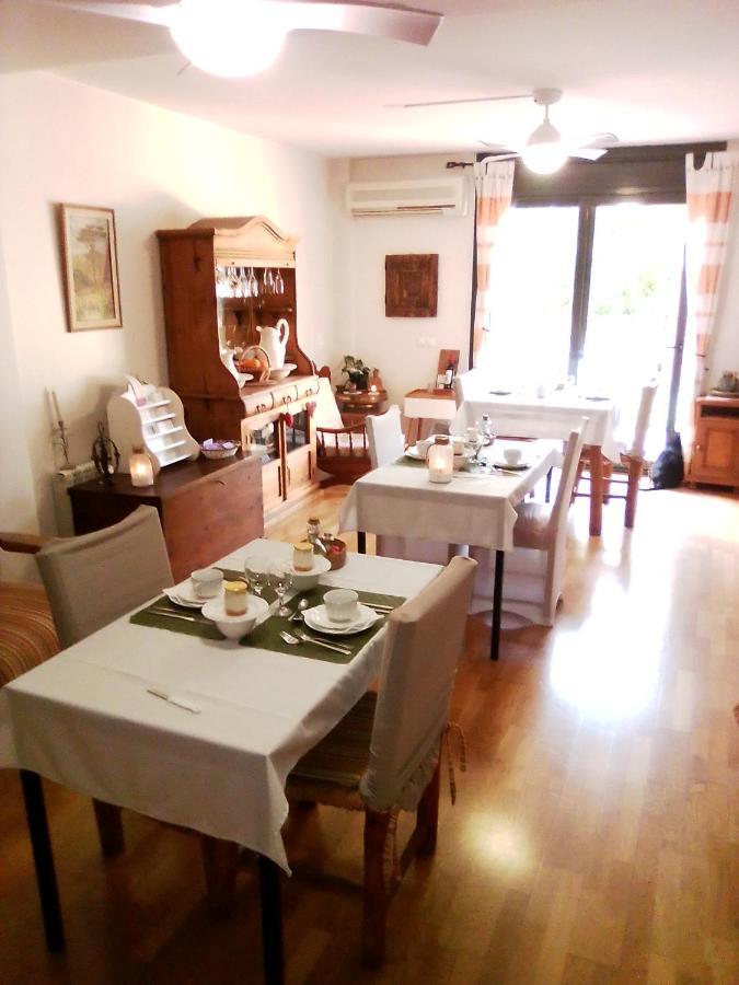 Bed and Breakfast Ca la Gloria Vilabertran Exterior foto