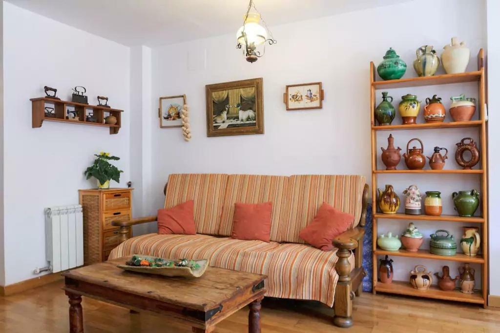 Bed and Breakfast Ca la Gloria Vilabertran Exterior foto